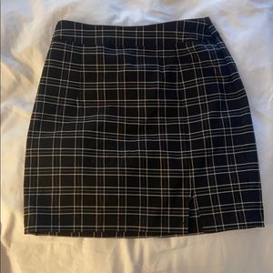 Plaid mini skirt